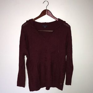 AE Baja Hooded Sweater (Maroon!)